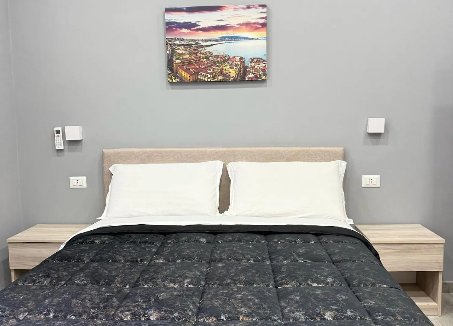 Punto Di Partenza , Starting Point Naples